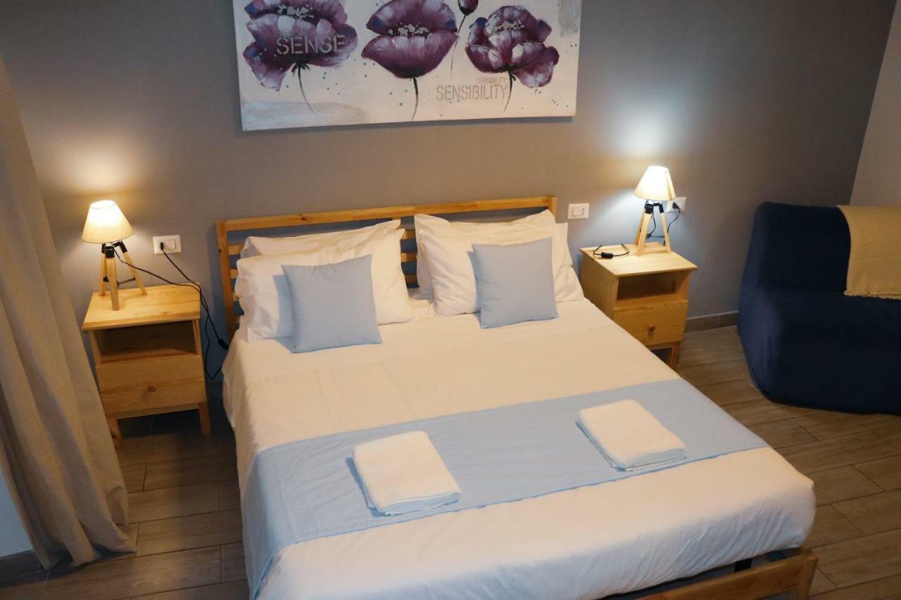 Etruska Porta Pia Guesthouse ローマ エクステリア 写真